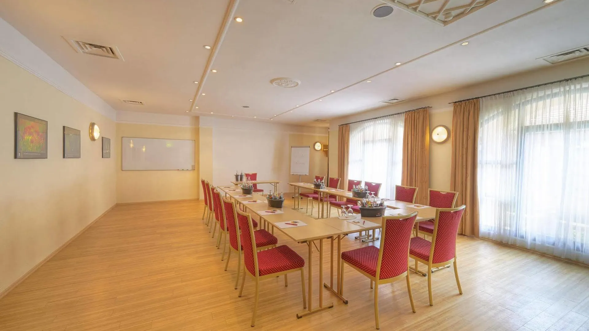 Duerer-Hotel Nuremberga Hotel