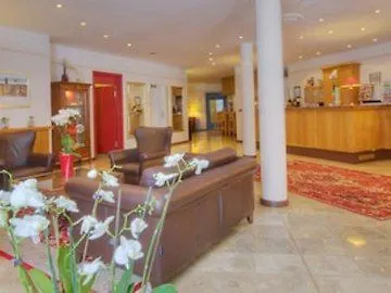 Duerer-Hotel Nuremberga 4*,